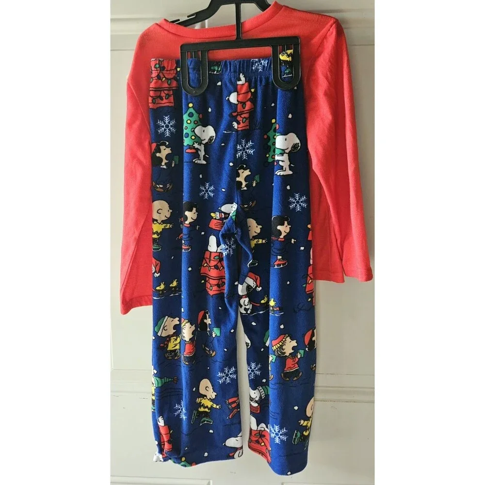 Peanuts Christmas 2 Piece Pajamas Set - Family - Kids‎ Boys Girls size 6 - NEW